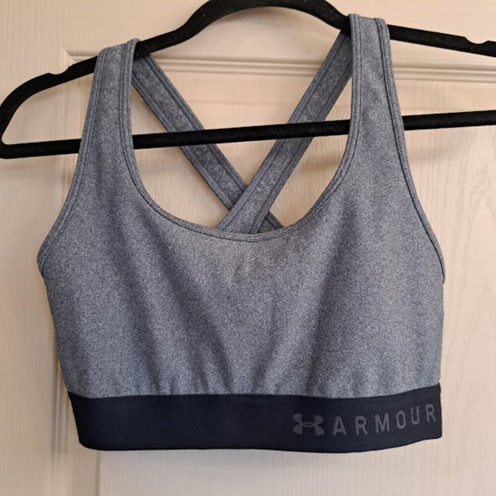 Under Armour Sports Bra Women's Medium Grey and Black Great used‎ condition